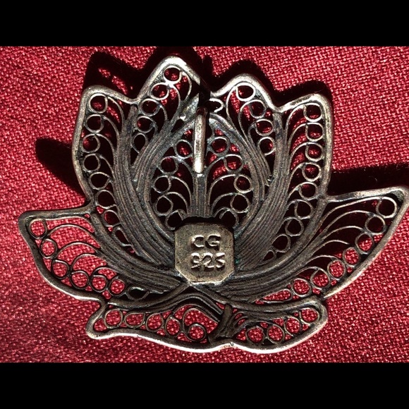 Lotus pendant with amethyst 925 - Picture 4 of 8